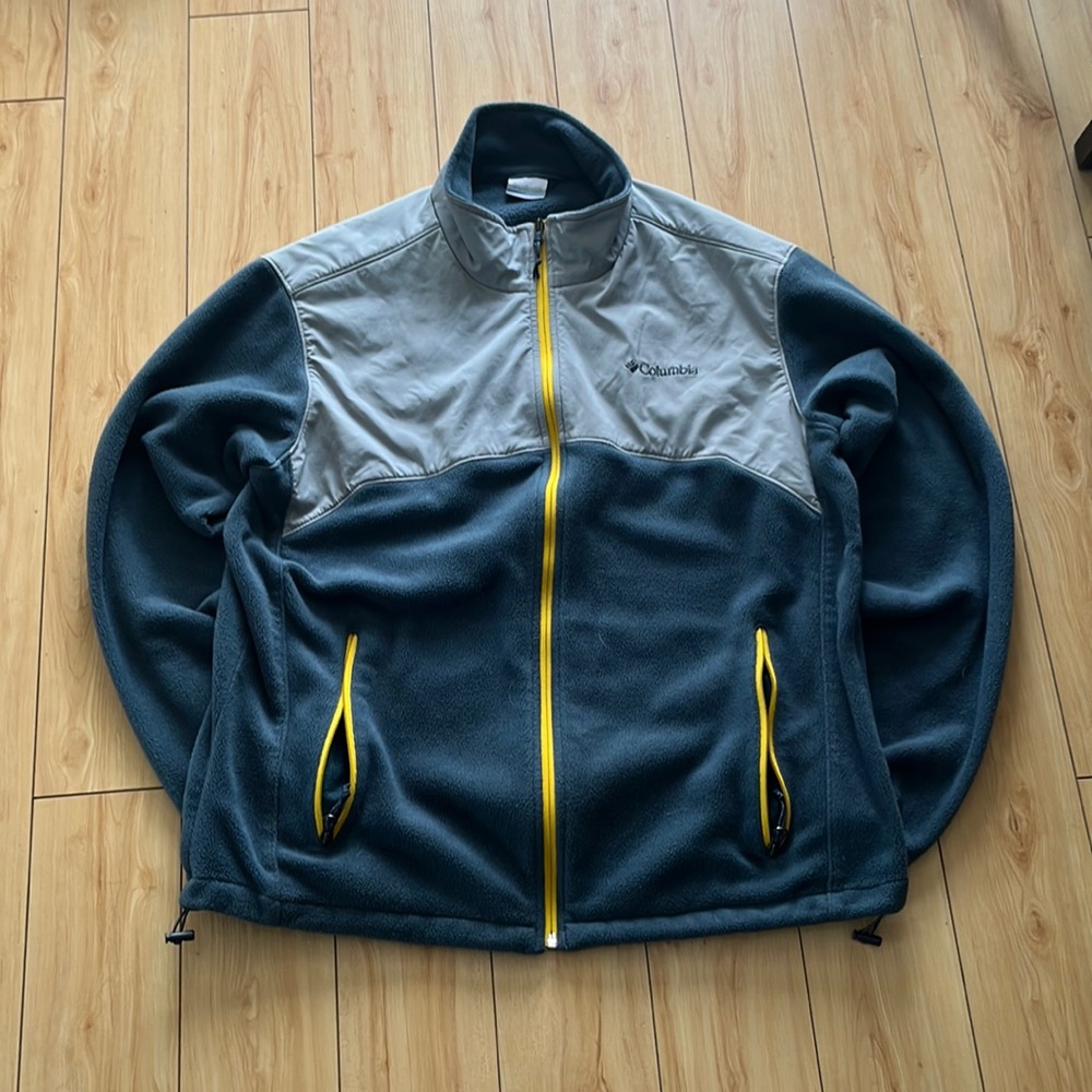 Columbia 2 tone fleece